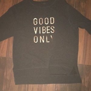 Long Sleeve Pull Over